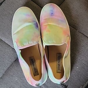 Steve Madden Toshe slip ons